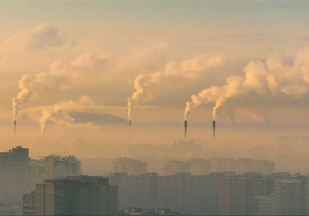 У КМДА розповіли про головні причини забруднення повітря у столиці. 