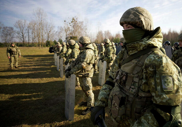 В ВР появился законопроект о военном положении на Донбассе и закрытии границ. 