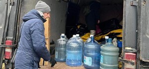 Куда обратиться в Днепре, чтобы помочь военным или самим попросить о помощи