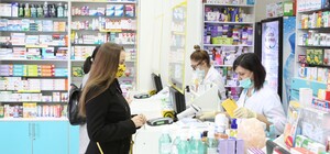 Мережа аптек терміново шукає працівників у різних містах України, аби відкрити більше відділень