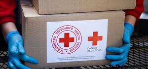 У Дніпрі Червоний Хрест допомагає знайти рідних, отримати та передати гумдопомогу: куди звертатися