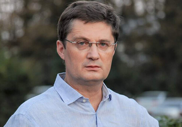 В дом Игоря Кондратюка под Киевом попал снаряд. 