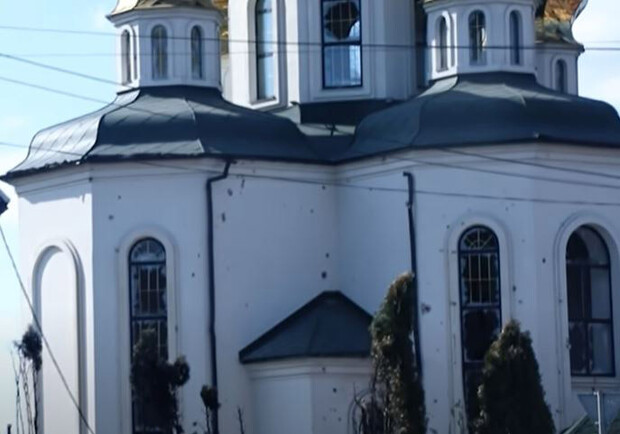Под Киевом оккупанты обстреляли храм УПЦ МП 