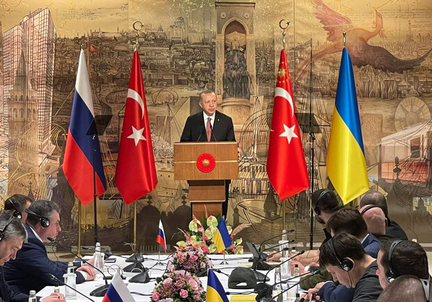 В Турции прошел очередной раунд переговоров между Украиной и РФ: результаты. 