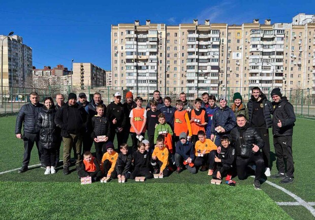 В Киеве возобновили футбольные тренировки для детей фото: https://www.facebook.com/desn.rda/