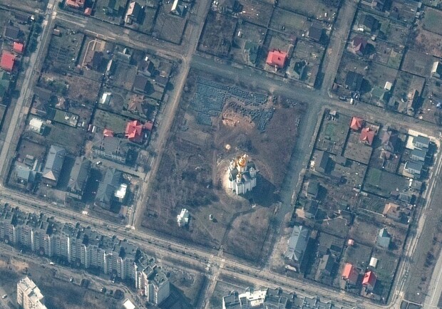 Супутникові знімки доводять, що вбивства у Бучі відбувались під час російської окупації. 