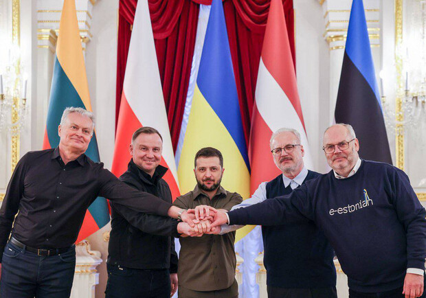 У Києві Володимир Зеленський провів зустріч з президентами Польщі та країн Балтії. 