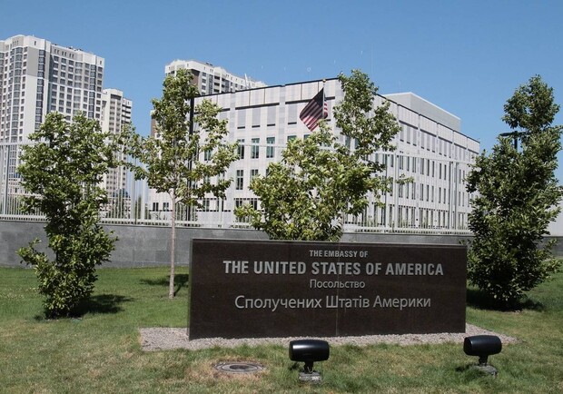 Посольство США и лоукостер Wizz Air возвращаются в Киев 