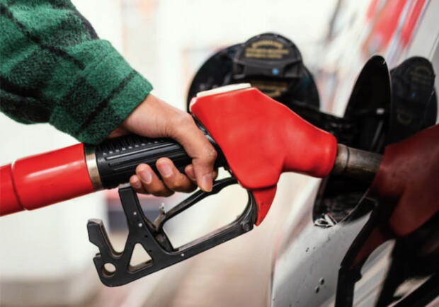 На заправках дефіцит бензину: коли паливо знову з'явиться у вільному доступі - фото freepik.com