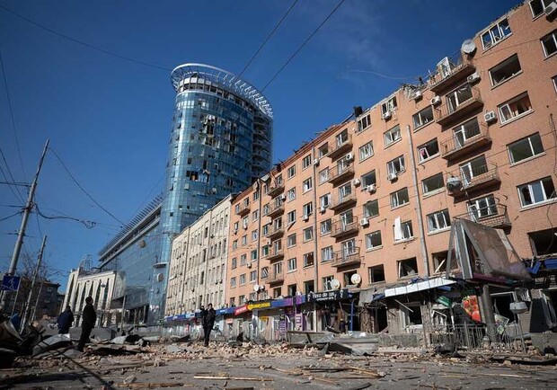 До кінця року в Києві збираються відновити пошкоджені окупантами будинки. 