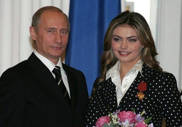 Великобритания ввела санкции против Алины Кабаевой и родственников Путина. 