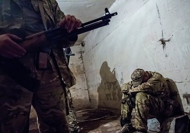 Украинские военные рассказали о пережитых пытках в российском плену. 