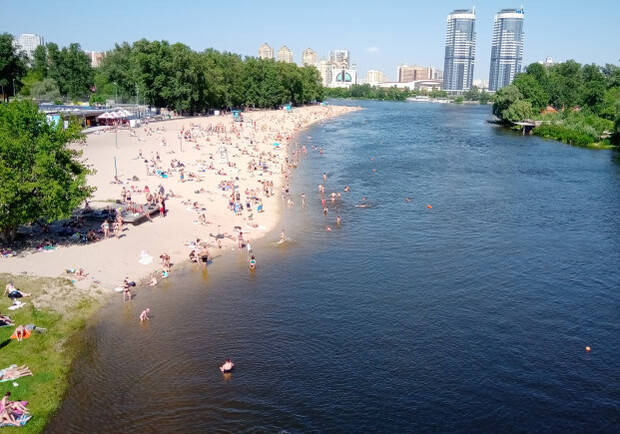 На Київщині дозволили відвідувати офіційні пляжі. 