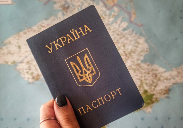 Паспорта Украины можно будет оформить за границей 