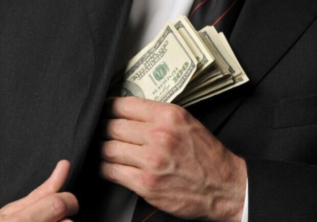 В Днепре будут судить ректора, присвоившего почти миллион гривен