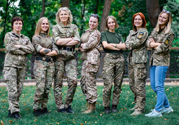 Женщины каких профессий должны встать на военный учет в октябре: список. 