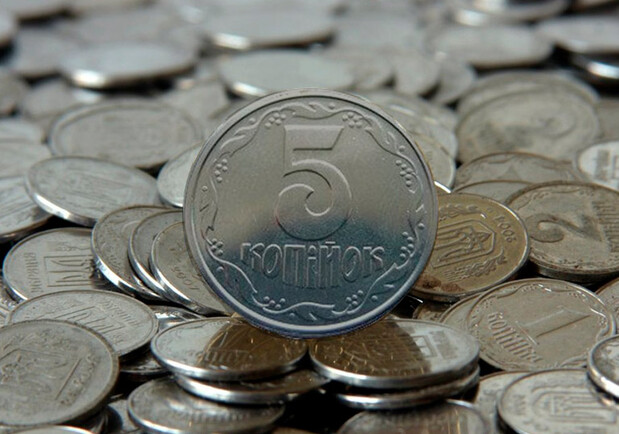 В Украине стартовала акция "Смелая гривна" по сбору монет на нужды ВСУ. 