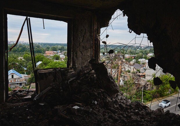 На Киевщине используют передовые технологии при демонтаже разрушенных зданий. 