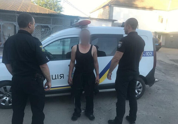В Киевской области задержали мужчину, который сообщил о "заминировании" учебного заведения. 