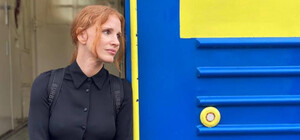 Актриса Джессика Честейн спустя почти месяц рассказала о своем визите в Киев