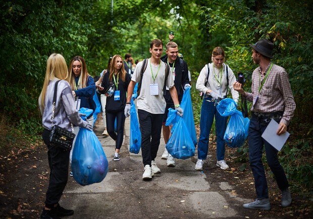 Киевлян зовут присоединиться к масштабному субботнику World Cleanup Day. 