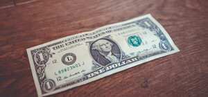 Курс валют в Украине 18 сентября 2022: сколько стоит доллар и евро