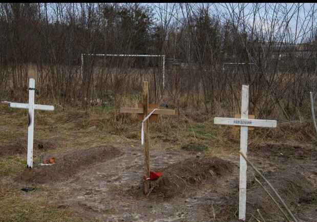 Біля Ворзеля знайшли тіла ще двох вбитих окупантами українці. 