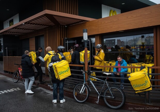 Через відкриття McDonald's у Києві кількість замовлень у Glovo зросла на 442%. 