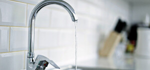 В Киеве проверили качество воды из-под крана: результаты