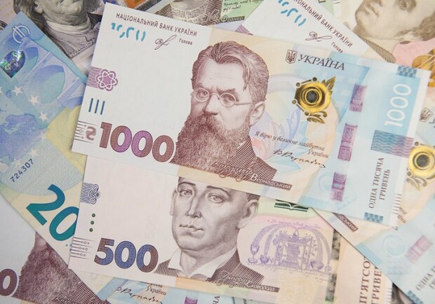 В Киеве уличные гадалки обманом забирали деньги у пенсионеров. 