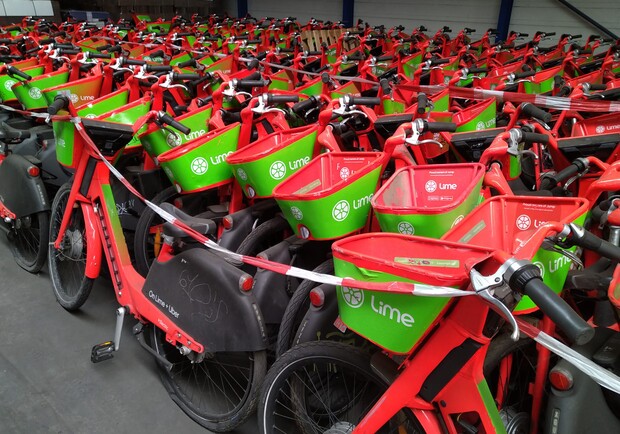 Немецкая транспортная компания передаст Украине 500 велосипедов. 