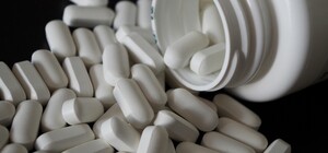 Під Одесою дворічна дівчинка отруїлася клофеліном бабусі