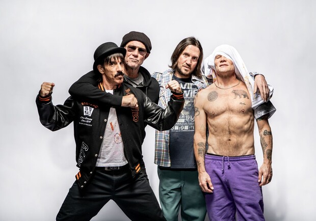 RED HOT CHILI PEPPERS - фото