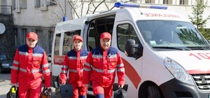 У Радехові чоловік впав із риштування і проламав череп