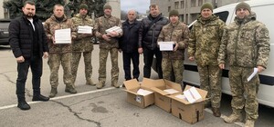 Аграрии Одесской области передали тепловизоры и планшеты для военных