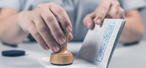 Оформить паспорт, вклеить фото: Дергачевский отдел миграционной службы возобновил работу