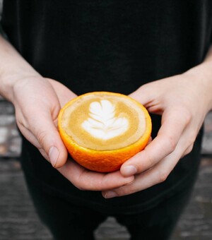 Капуоранж, куркума лате: 5 кафе у Харкові, де можна спробувати незвичайні гарячі напої