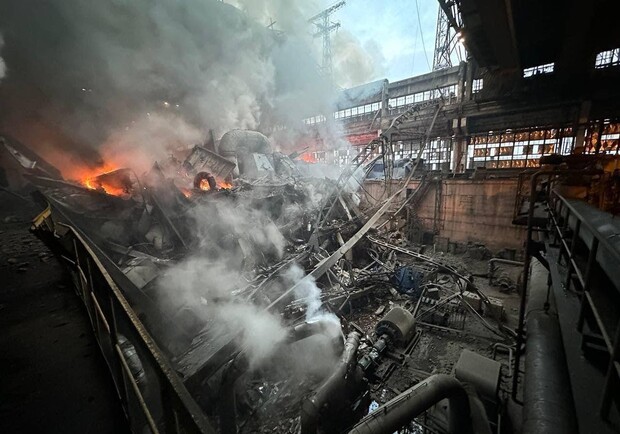 Чому вранці 14 січня у Києві повітряну тривогу оголосили після вибухів. 