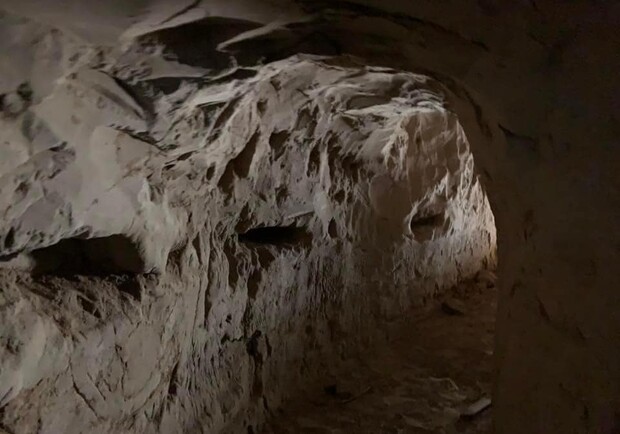 Київрада відхилила петицію щодо збереження нещодавно виявлених печер часів Древньої Русі. 