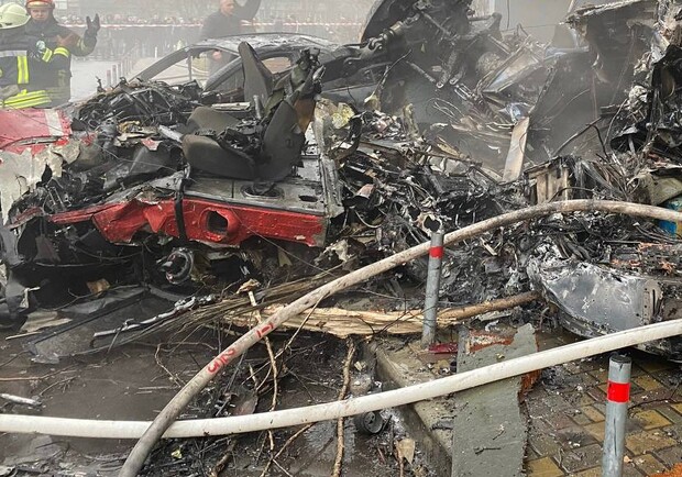 В Броварах упал вертолет: первые подробности и фото 