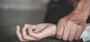 Відео викладають в соцмережі: у Києві група молодиків споює та ґвалтує дівчат