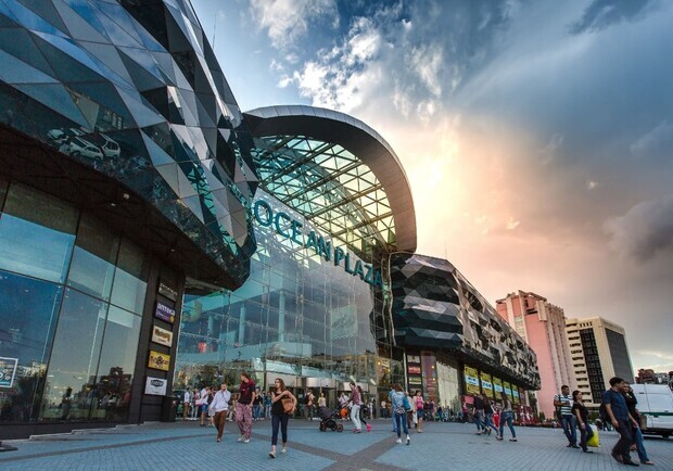 За последний год в торговых центрах Киева резко упала посещаемость. 