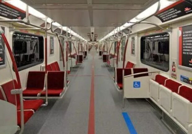 У метро Києва з'являться наскрізні вагони. 