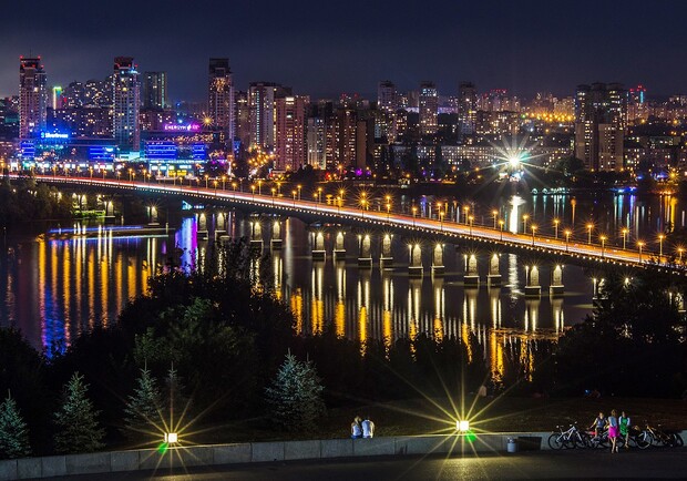 Рік тому у Києві замінували всі мости через Дніпро. 
