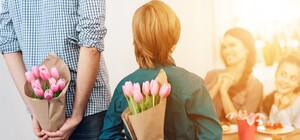 Чи буде вихідний: як будуть святкувати 8 березня в Україні