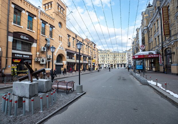 В Києві не будуть ліквідувати пішохідну зону біля Бесарабської площі. 