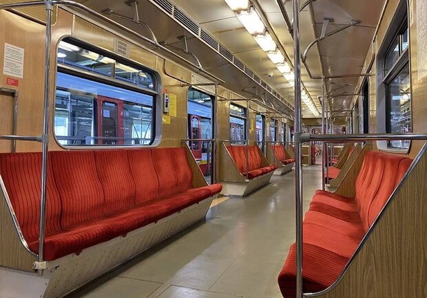 У березні у київському метро мають з'явитися вагони із незвичним дизайном. 