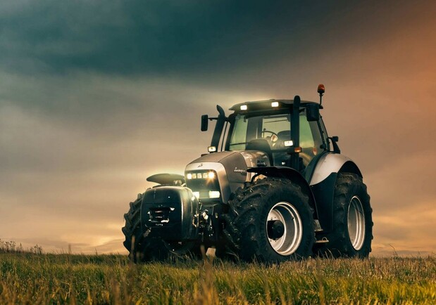 Тракторы для огородов и садов: как выбрать малогабаритный трактор для домашнего использования - фото