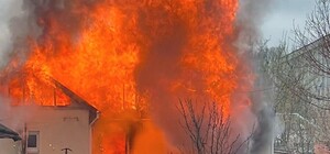 У Дніпропетровській області сталася масштабна пожежа у будинку: є загибла