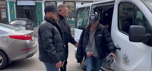 Одессит решил обокрасть квартиру на Дерибасовской, но его поймали (видео)